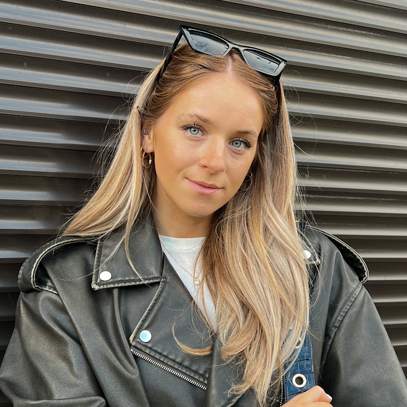 Naomi Light