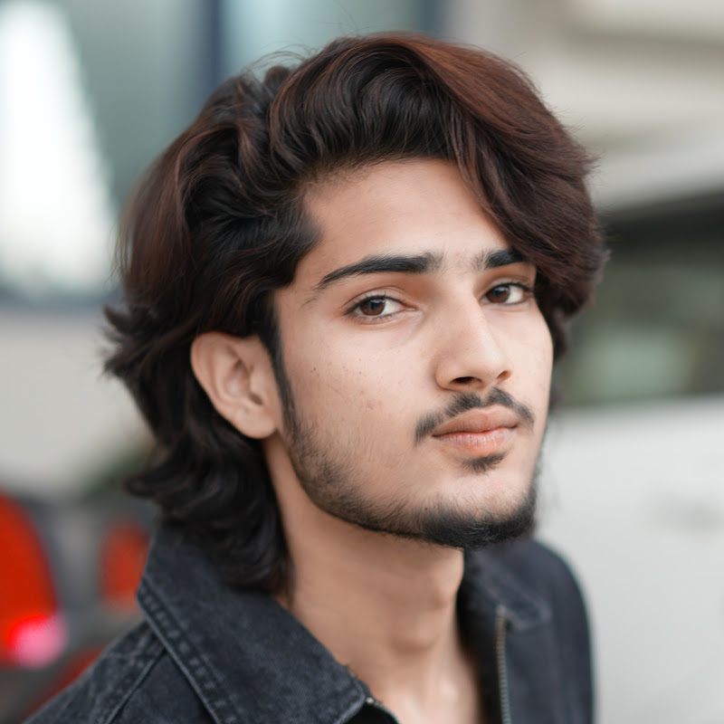 Ark Aadil