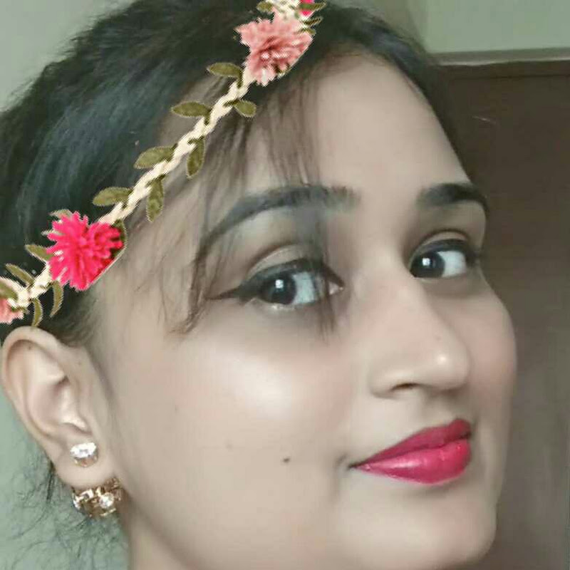 Girlee Corner