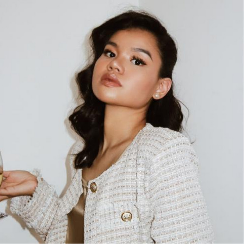 Angel V.
