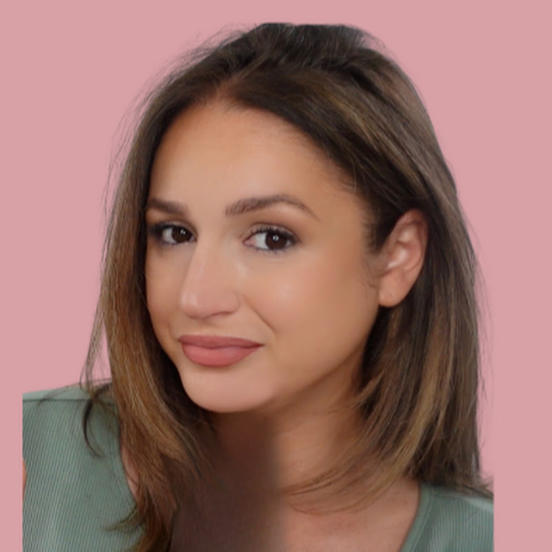 Amanda Bella