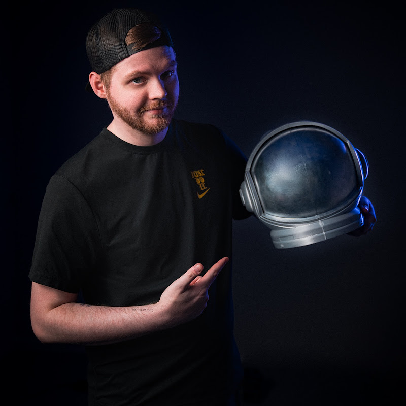 itsBoyinSpace
