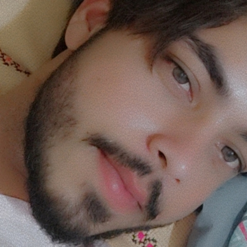 Almas Amir  2.7M 