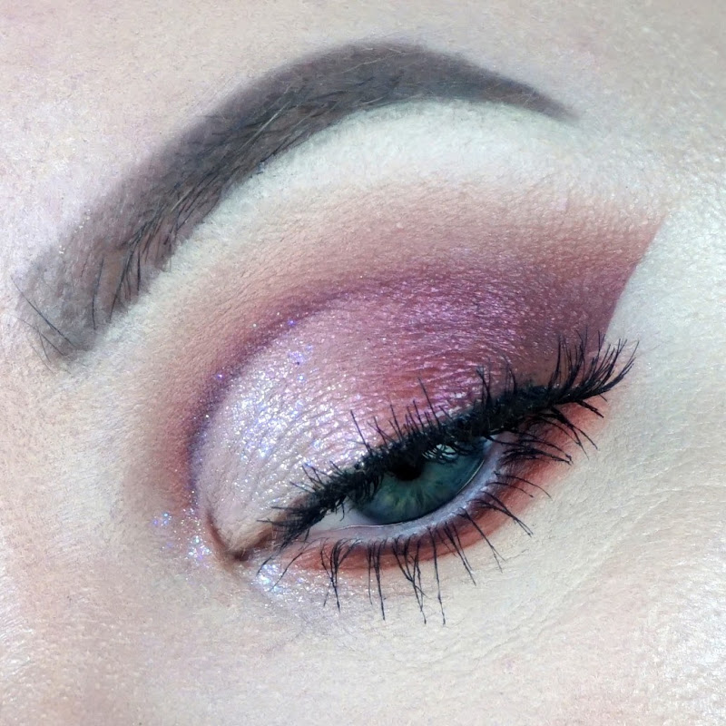 MakeupBy MegB (MakeupByMegB)
