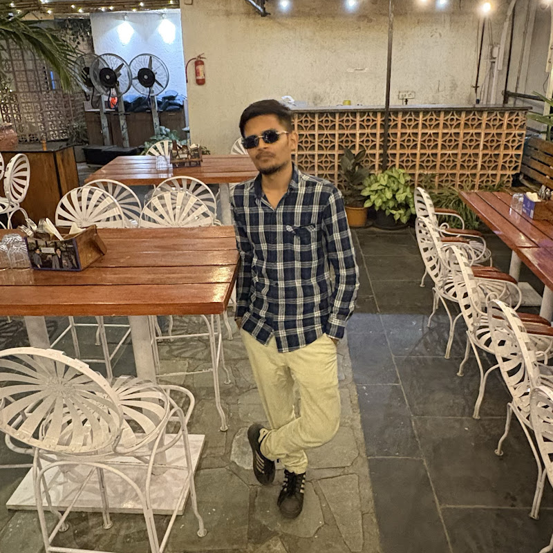 Vedant Lungare