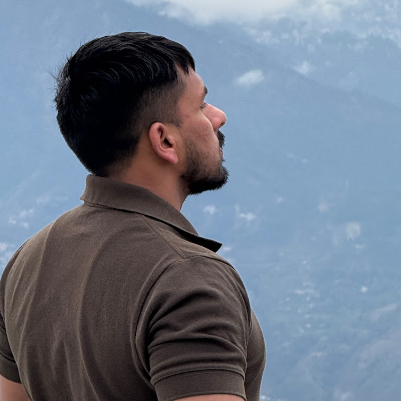 Saurav d Creative